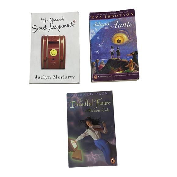 3 Children's Book Bundle - Picture 1 of 11